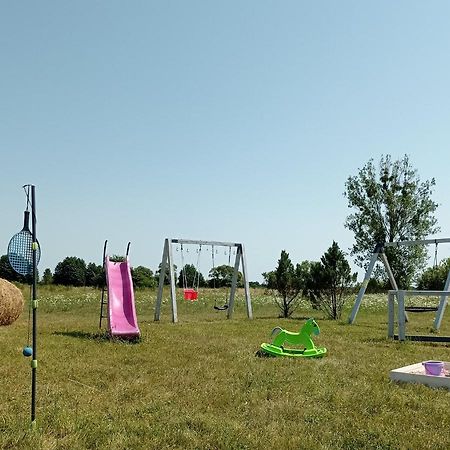 Strefa Kampinos Vila Brochów Exterior foto