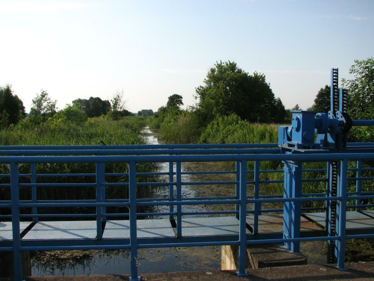 Strefa Kampinos Vila Brochów Exterior foto